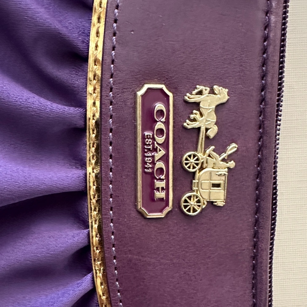Coach Purple Wristlet Clutch - Picture 2 of 6